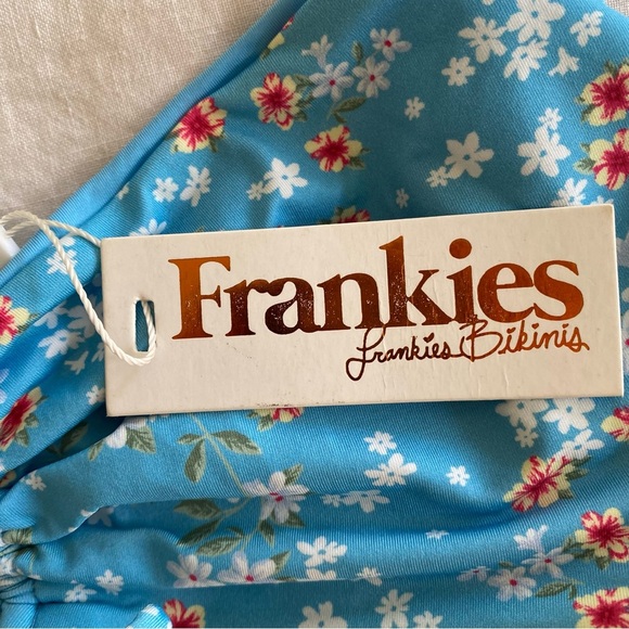 Frankie’s Bikinis Reece Calico Top - Picture 9 of 9